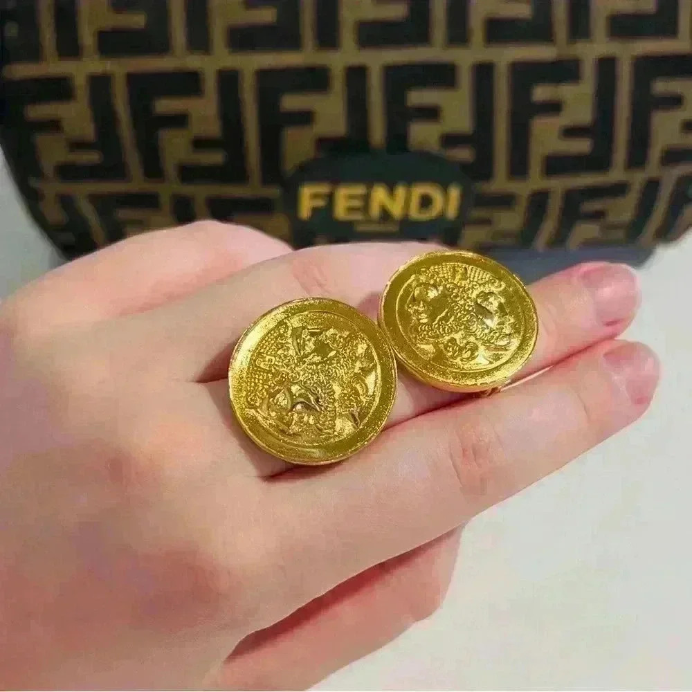 Vintage FENDI GOLD EARRINGS Janus Coin Round Earrings Gold Neoclassical - Picture 5 of 5